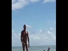Cule verga en playa nudista