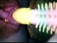 Laura con un rico dildo en vagina y el culo