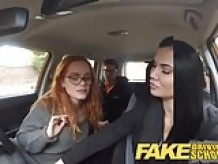 Fake Driving School pelirroja adolescente y tetona MILF creampie