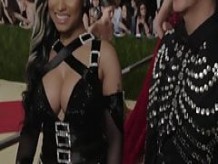 Nicki Minaj - La alfombra roja Met Gala 2016
